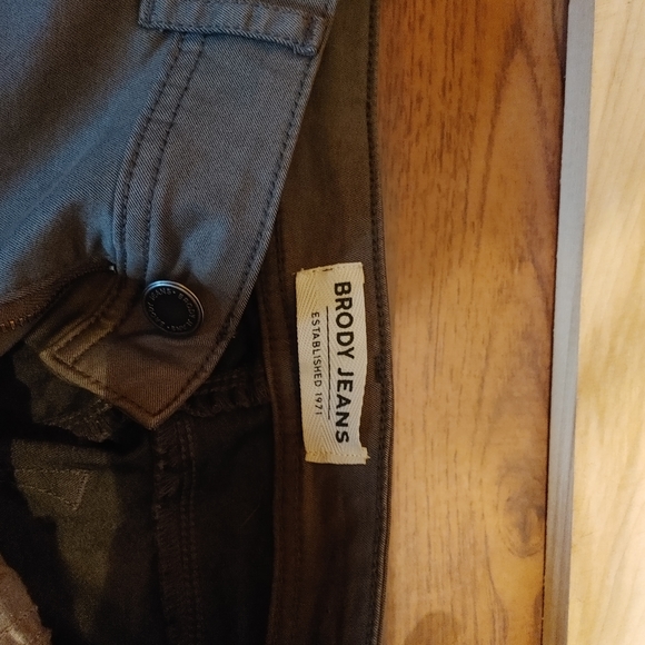 Brody Jeans Green - Picture 2 of 3